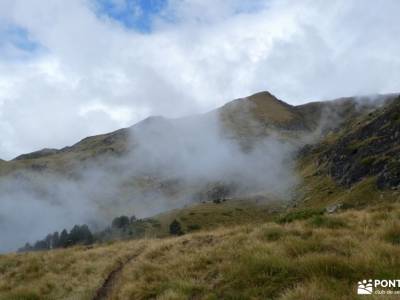 Andorra-País de los Pirineos; senderismo montaña burgos rutas a pie por la sierra de madrid parque n